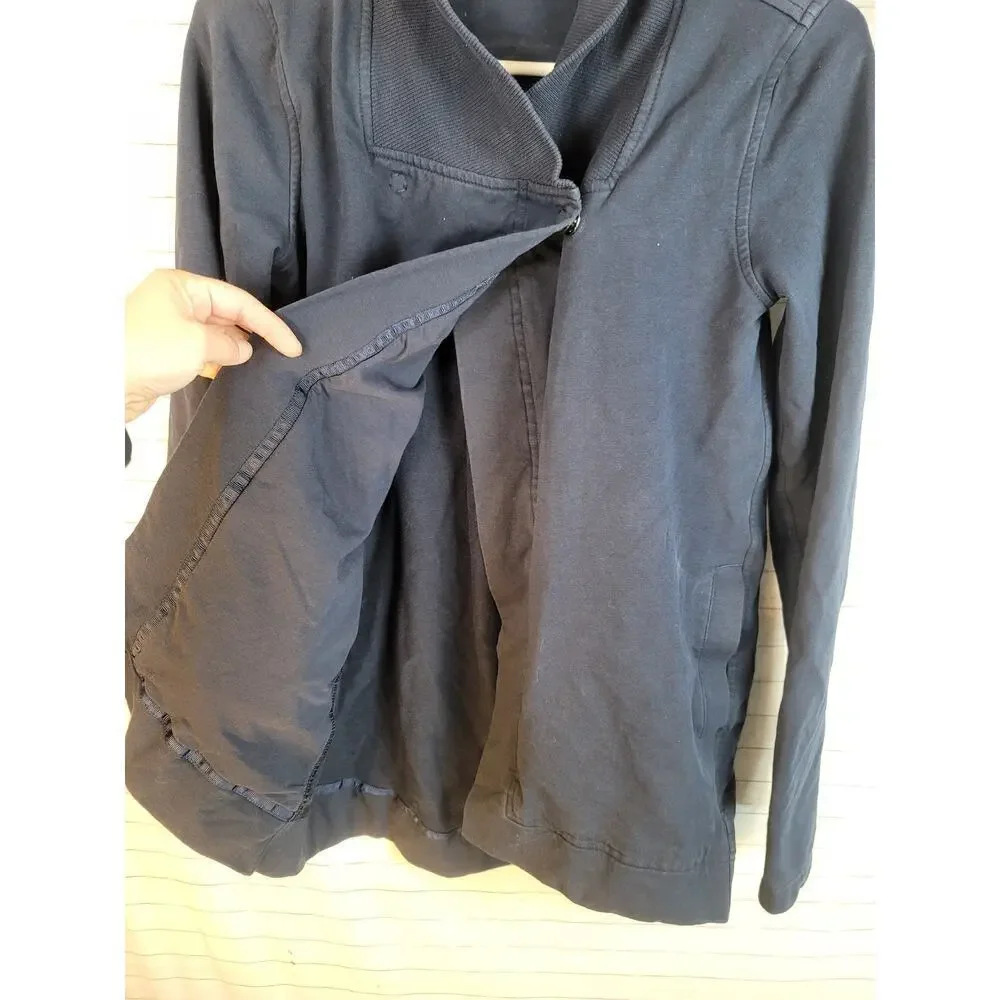 Lululemon Belle Wrap Asymmetrical Sweatshirt in Navy Blue, sz 2